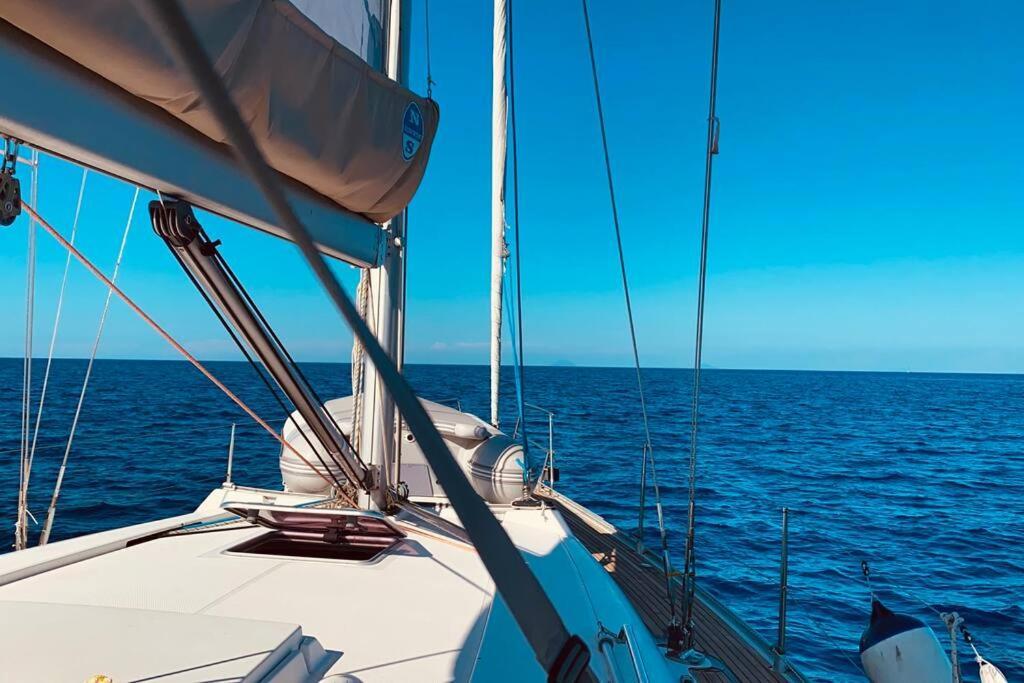 Boat And Breakfast Hotel Palermo Buitenkant foto